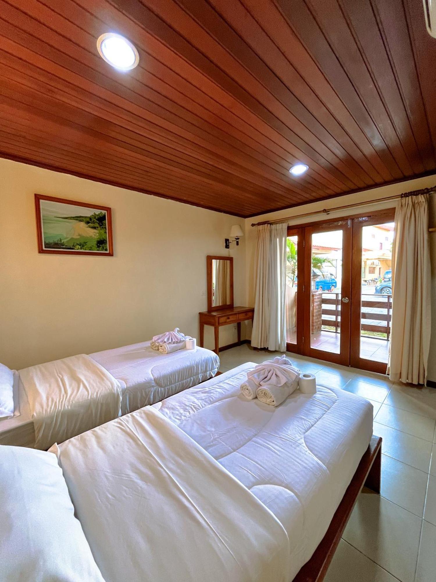 Arbiru Beach Resort Dili Exterior photo